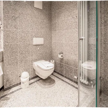 Apartment Duenenpark - Komfort Mit 1 Schlafzimmer Und Balkon Im Dachgeschoss 282